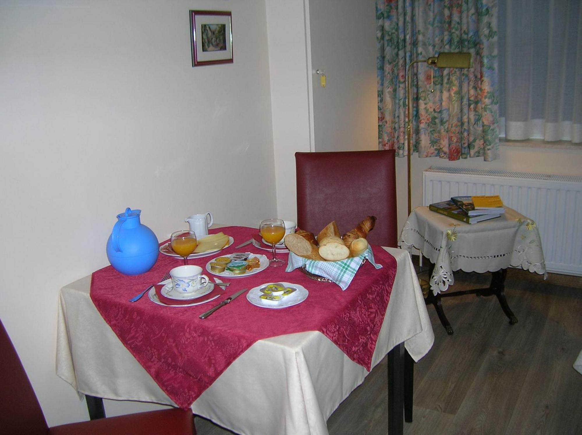 Liry'S Home Tongeren Bagian luar foto